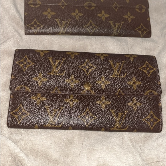 Louis Vuitton Handbags - Louis Vuitton Dark Brown Monogram Wallet